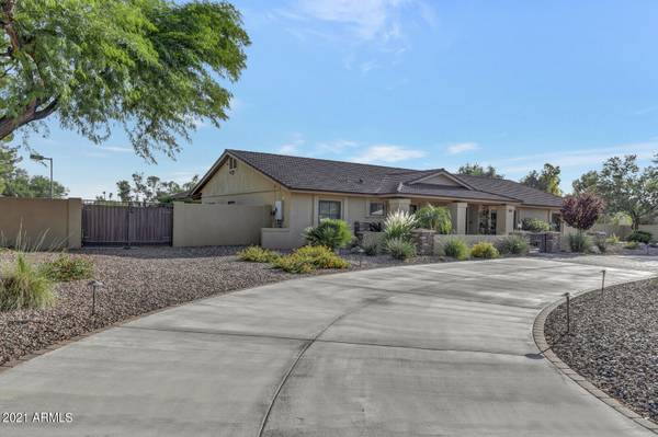 Scottsdale, AZ 85260,8013 E SHARON Drive