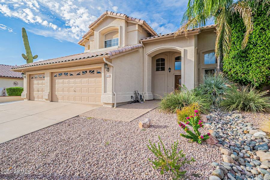 6114 W SAGUARO PARK Lane, Glendale, AZ 85310