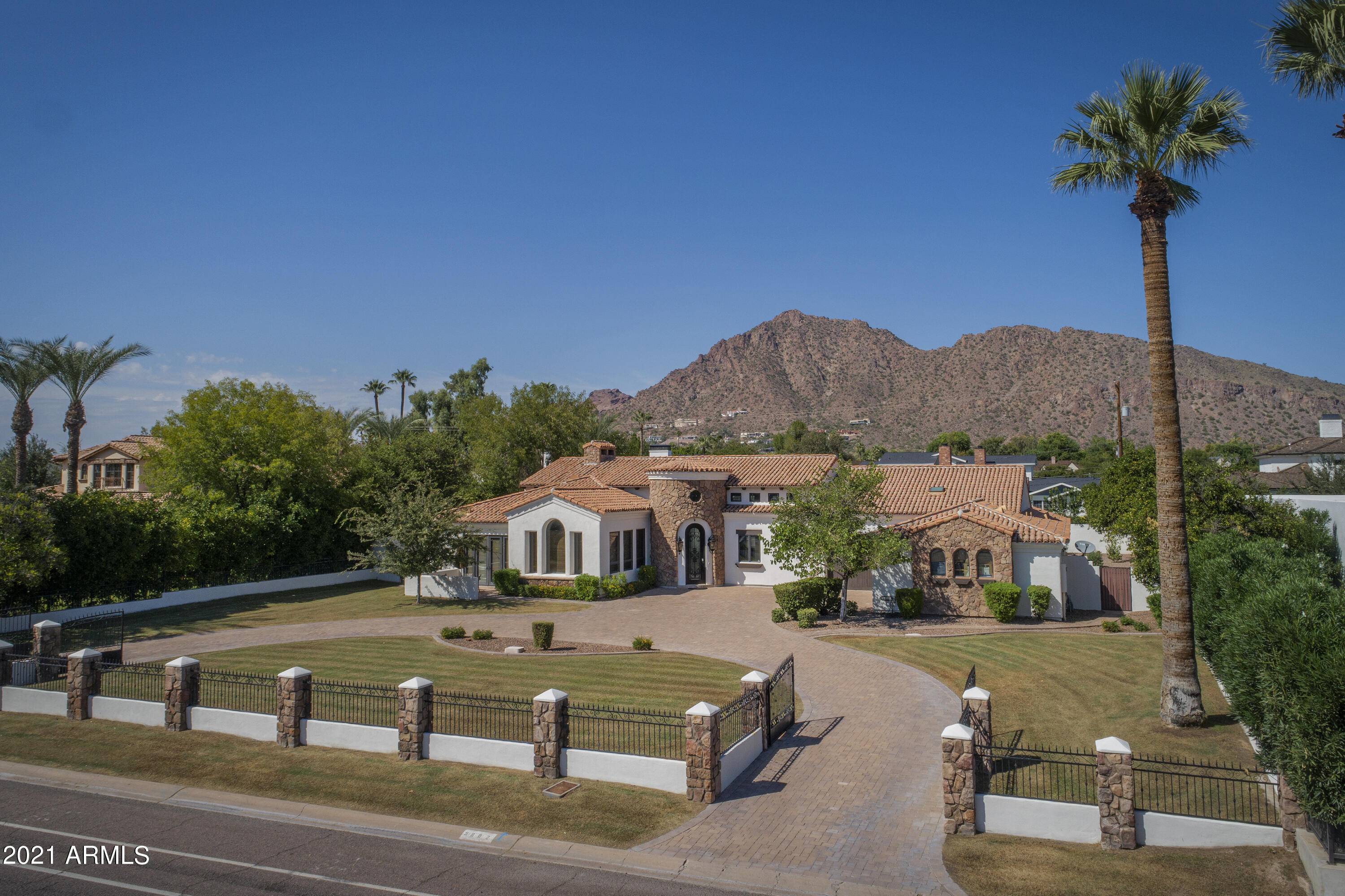 5902 E Lafayette Boulevard, Phoenix, AZ 85018