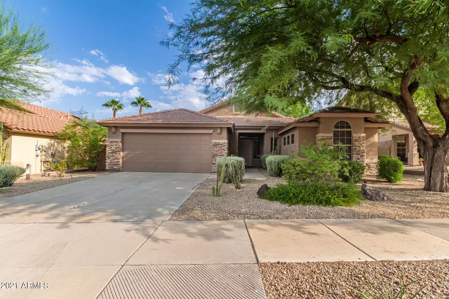 17522 W WANDERING CREEK Road, Goodyear, AZ 85338