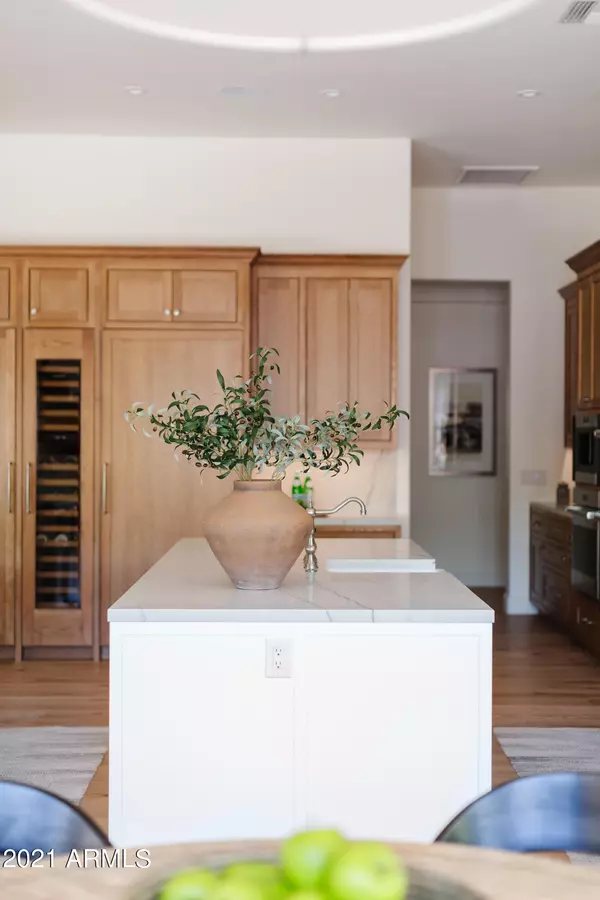 Scottsdale, AZ 85260,8139 E MERCER Lane