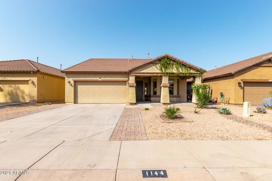 1144 W DESERT GLEN Drive, San Tan Valley, AZ 85143