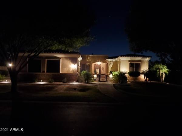 Phoenix, AZ 85042,8016 S 28TH Place