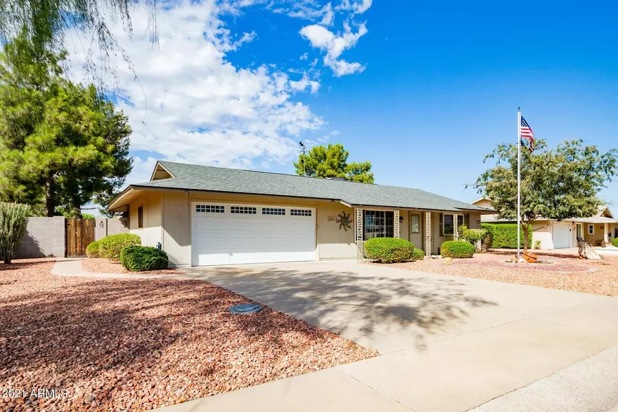 9818 W PEBBLE BEACH Drive, Sun City, AZ 85351