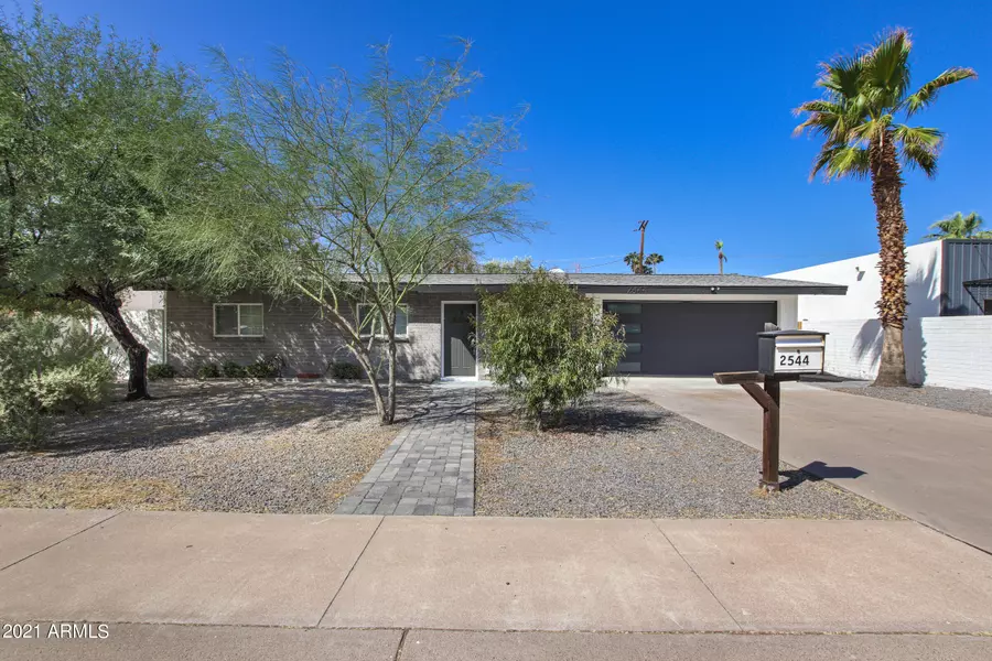 2544 N 55TH Street, Phoenix, AZ 85008