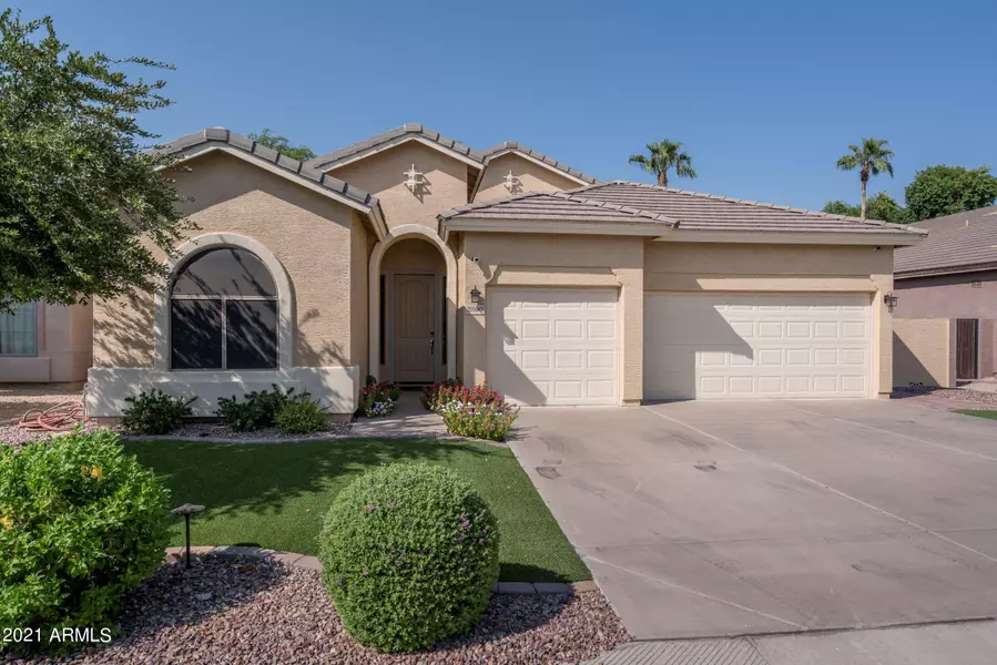 2590 E AUGUSTA Avenue, Chandler, AZ 85249