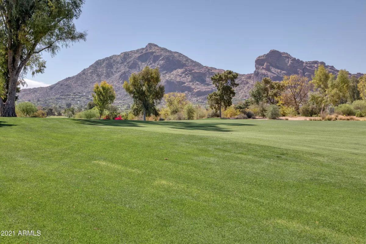 Paradise Valley, AZ 85253,6855 N Pepper Tree Lane