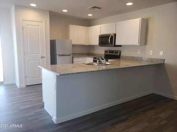 Casa Grande, AZ 85122,820 S PARKER Place
