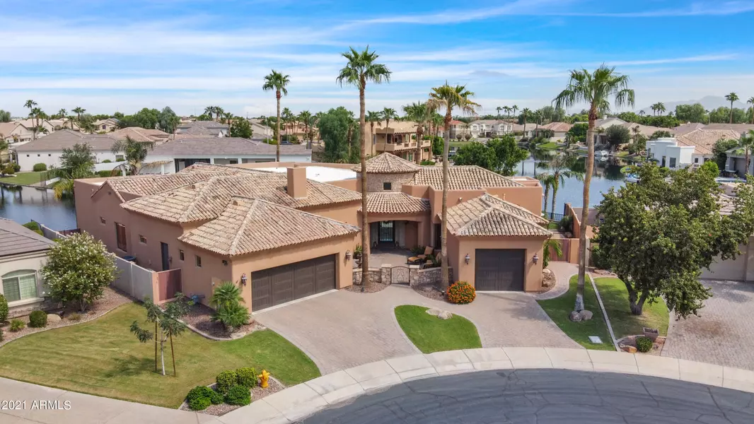 3421 S CAMELLIA Place, Chandler, AZ 85248