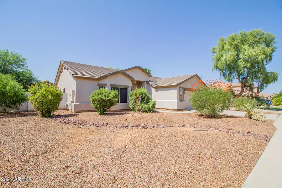 984 N MARTINGALE Road, Gilbert, AZ 85234