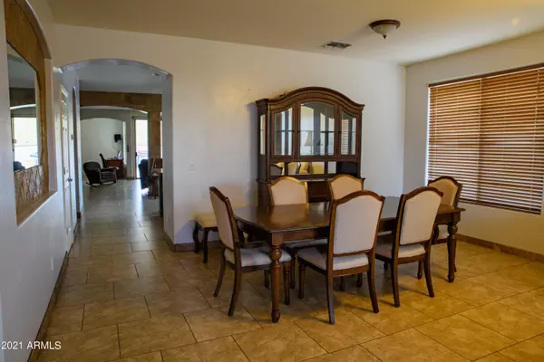 San Tan Valley, AZ 85143,49 E MILL REEF Drive