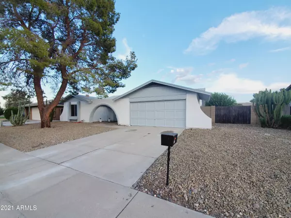 5807 W MURIEL Drive, Glendale, AZ 85308