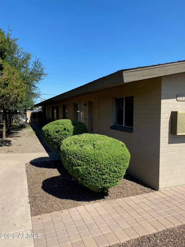 Phoenix, AZ 85015,2134 W Devonshire Avenue