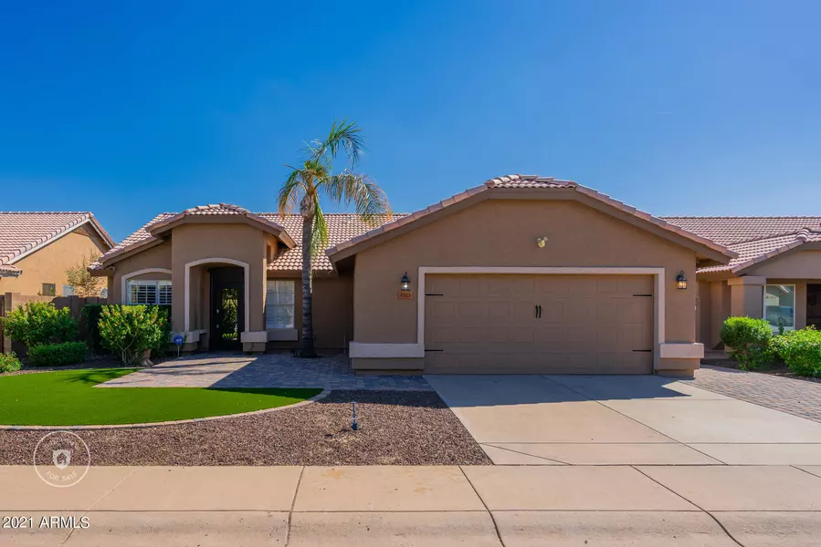 4525 E ANGELA Drive, Phoenix, AZ 85032