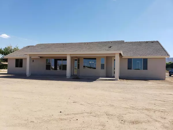 Phoenix, AZ 85085,325 E Tumbleweed Drive