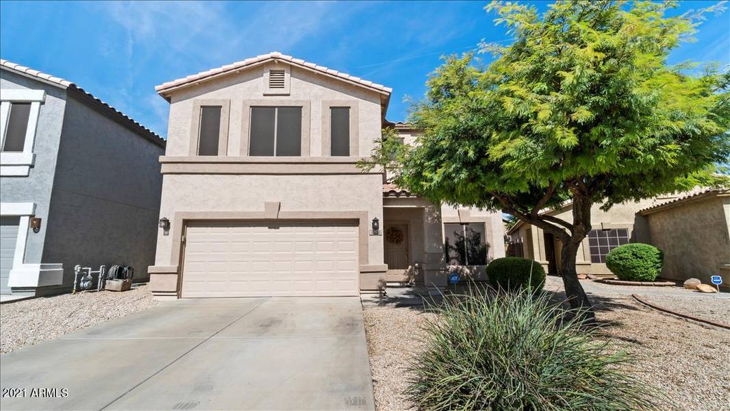 728 E SOLITUDE Trail, San Tan Valley, AZ 85143