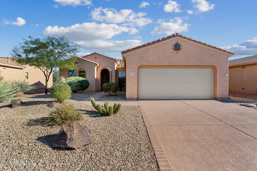 21563 N CASA ROYALE Drive, Surprise, AZ 85387