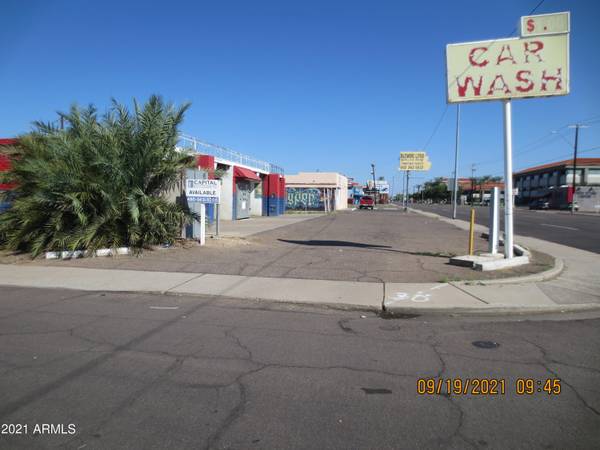 Phoenix, AZ 85014,3602 N 7TH Street