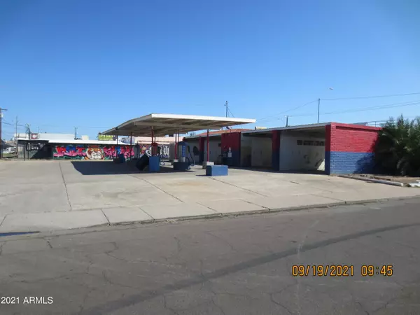 Phoenix, AZ 85014,3602 N 7TH Street