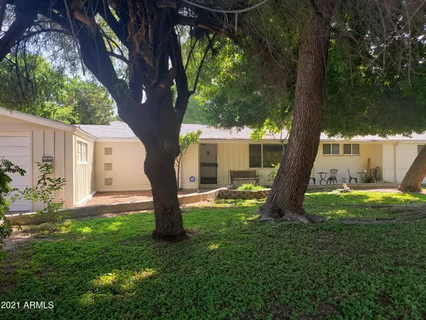 Phoenix, AZ 85018,4729 N 40TH Street