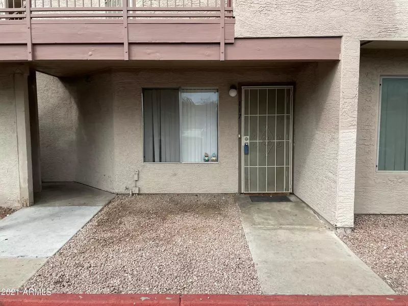 4828 W ORANGEWOOD Avenue #117, Glendale, AZ 85301