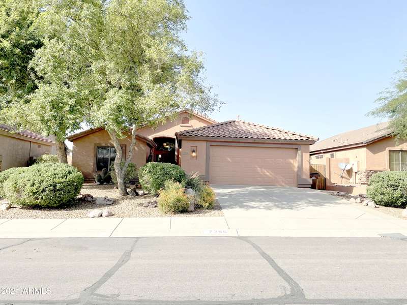 7356 E Desert Honeysuckle Drive, Gold Canyon, AZ 85118