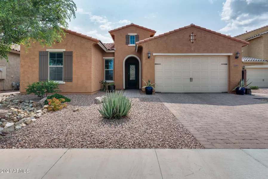 3065 E LOCUST Court, Chandler, AZ 85286