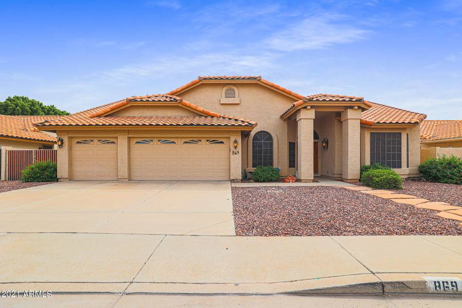 869 W EMERALD ISLAND Drive, Gilbert, AZ 85233