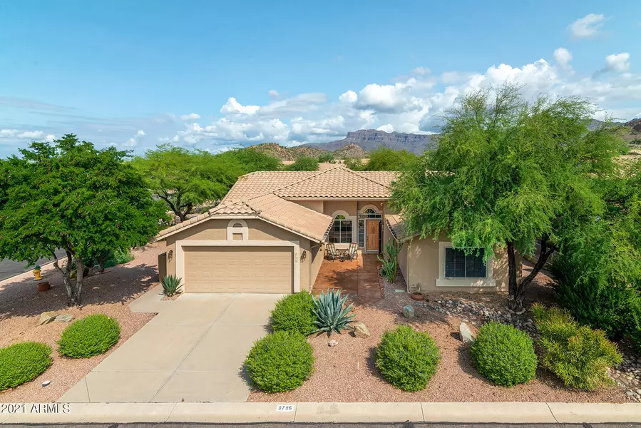 8786 E SAGUARO BLOSSOM Road, Gold Canyon, AZ 85118