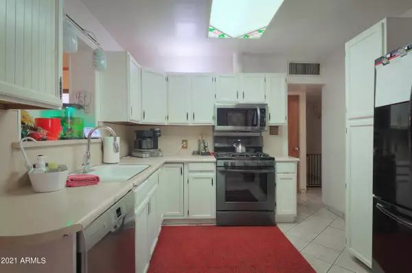 Phoenix, AZ 85018,4136 E ROMA Avenue