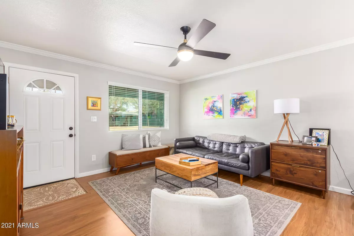 Phoenix, AZ 85014,6819 N 12th Street #21