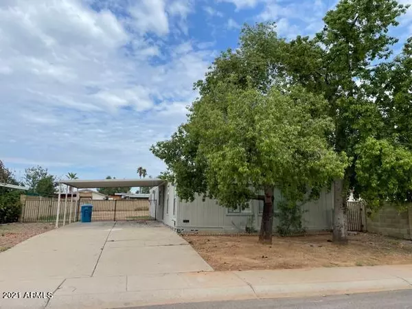 2930 E PIUTE Avenue, Phoenix, AZ 85050