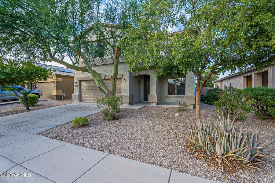 1040 E DESERT SPRINGS Way, San Tan Valley, AZ 85143