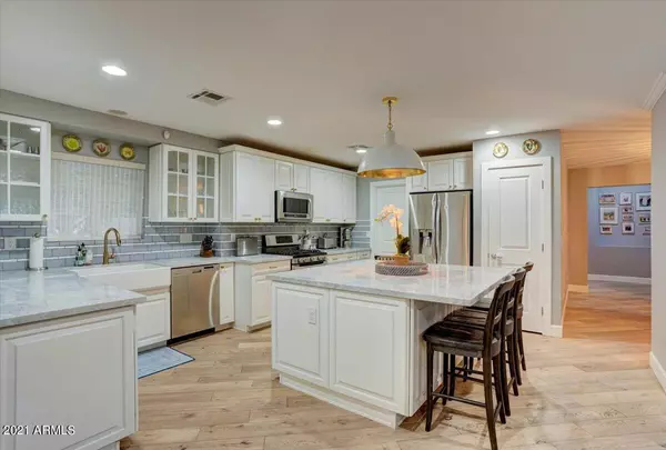 Phoenix, AZ 85018,4917 E OSBORN Road