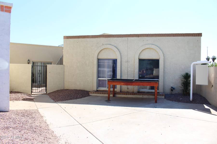 3721 S DENNIS Drive, Tempe, AZ 85282