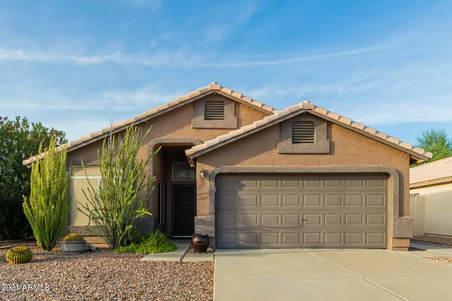 740 W BAYLOR Lane, Gilbert, AZ 85233