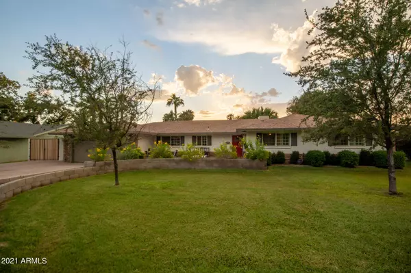 Phoenix, AZ 85014,6730 N 8TH Street