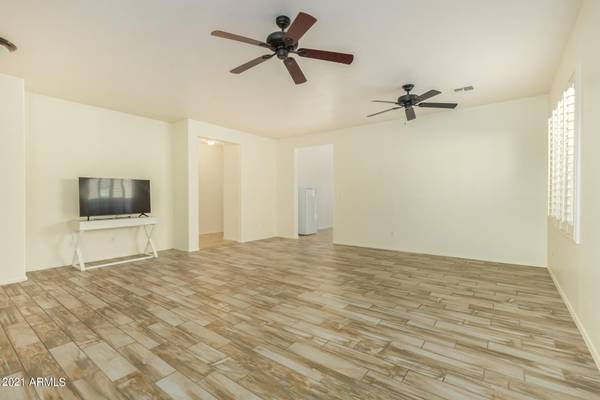 Maricopa, AZ 85138,42380 W BALSA Drive