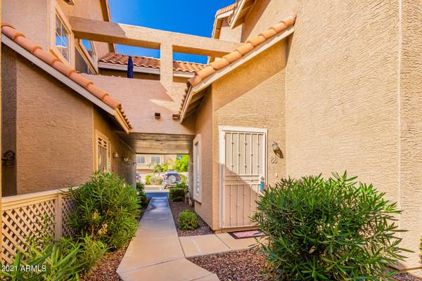 Gilbert, AZ 85234,1633 E LAKESIDE Drive #88