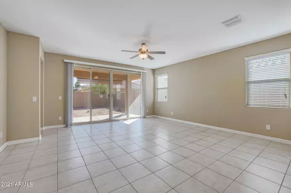 Maricopa, AZ 85138,43927 W CAVEN Drive