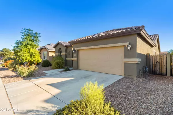 San Tan Valley, AZ 85143,519 E CASTLE ROCK Road