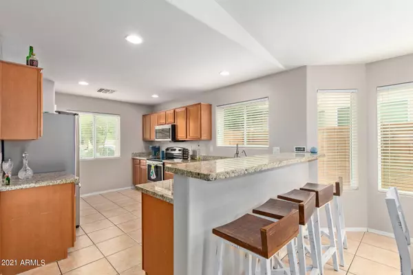 Tolleson, AZ 85353,3308 S 95TH Drive