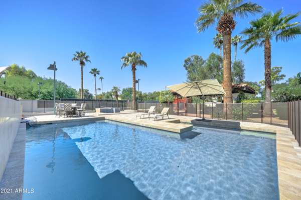 Paradise Valley, AZ 85253,6816 E CABALLO Drive