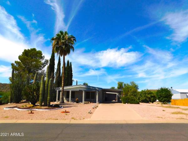 428 S CHOLLA Drive, Queen Valley, AZ 85118