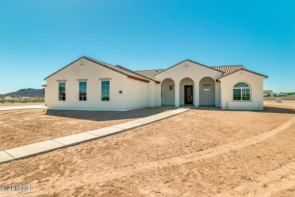 San Tan Valley, AZ 85143,297 W CHASE Street