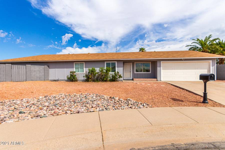 5743 S PARKSIDE Drive, Tempe, AZ 85283