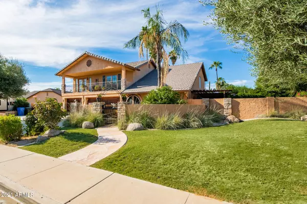Scottsdale, AZ 85254,5332 E FELLARS Drive