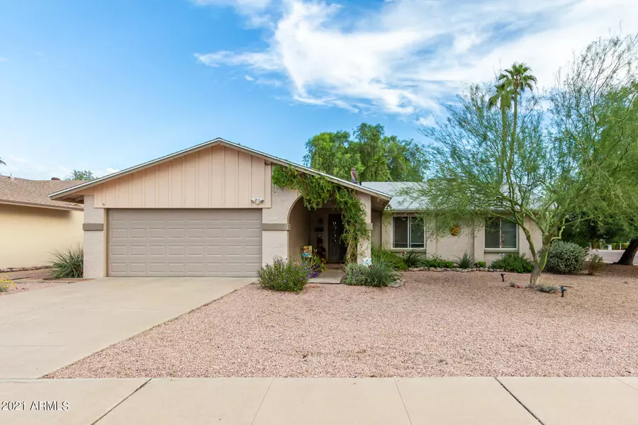 1445 E CHILTON Drive, Tempe, AZ 85283