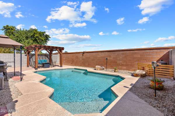 San Tan Valley, AZ 85140,38481 N DOLORES Drive