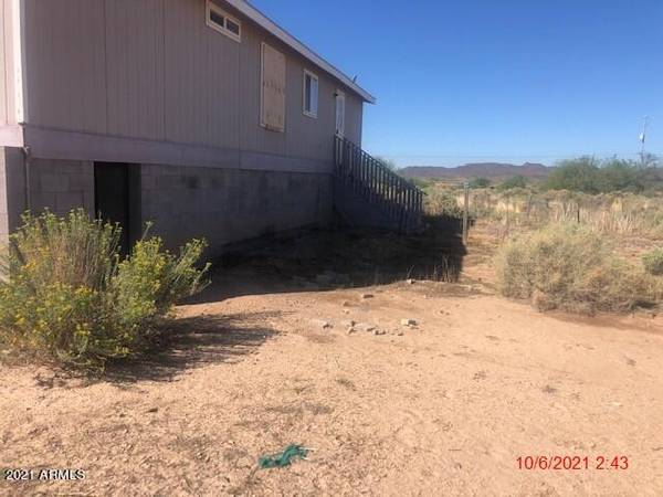 Tonopah, AZ 85354,38436 W VINEYARD Road